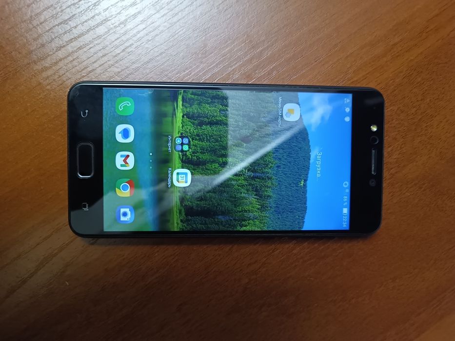 Смартфон Asus zenfone 4 max