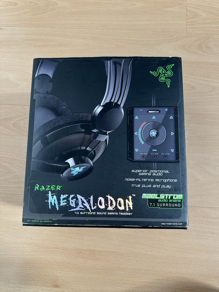 Sluchawki gamingowe Razzer Megalodon 7.1 czarne z pudelkiem