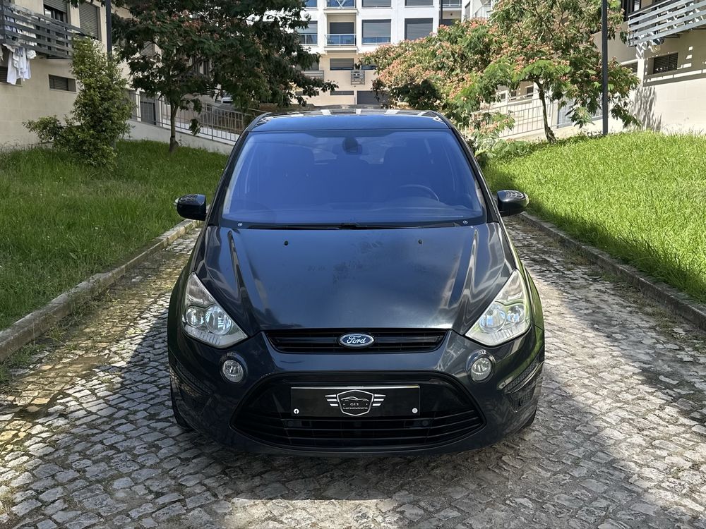 Ford S-Max 2.0 TDCI Titanium 7L (desde 155€ financiamento)