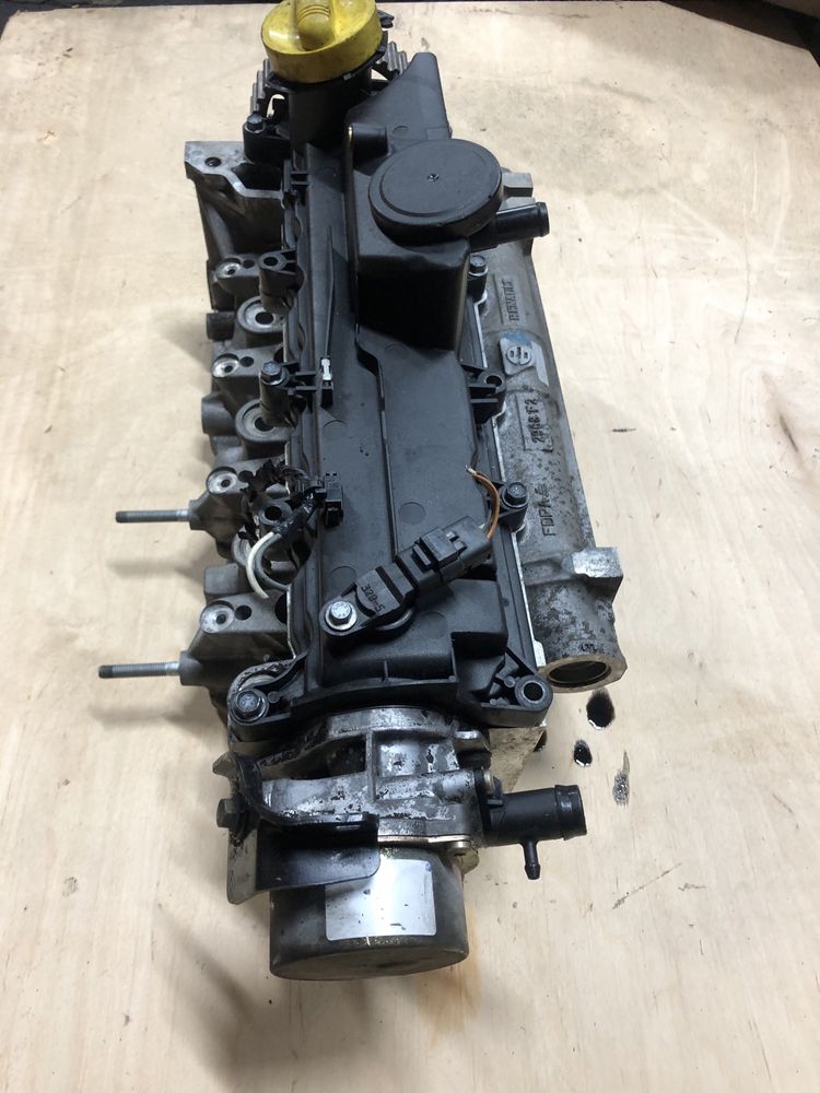 Блок циліндрів ГБЦ Головка simens Evro 4 Renault 1.5 євро 4