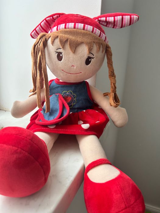 Іграшки ляльки дитячі