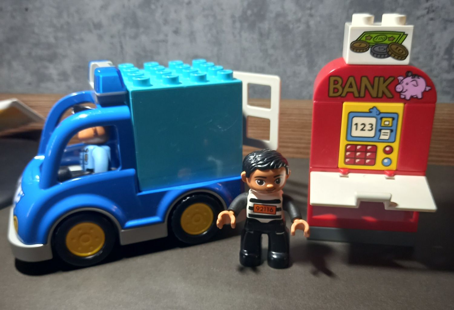 Lego duplo zestaw policyjny