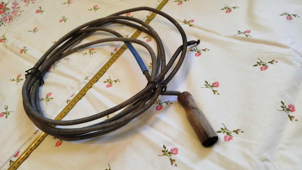 Sprężyna do udrażniania rur stara solidna 5 metrów