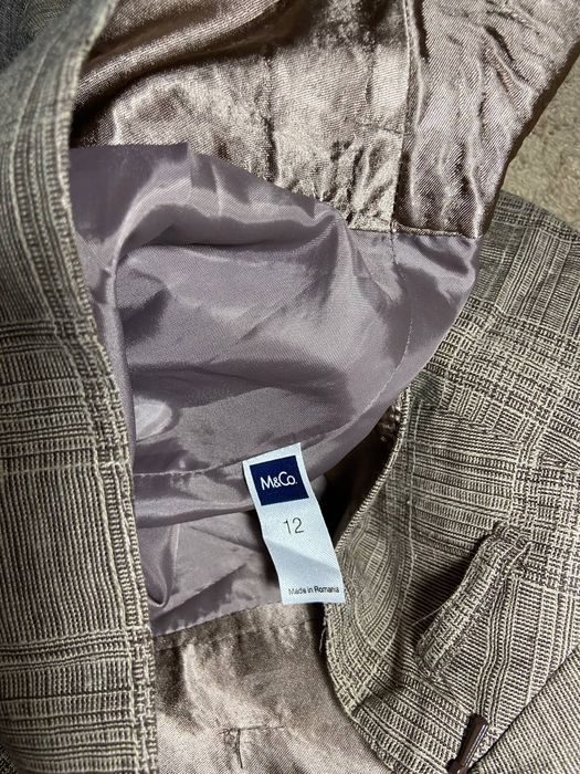 Новенька юбка M&Co