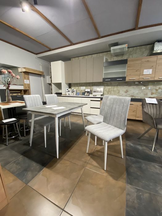 Комплект стіл обідній та стільці