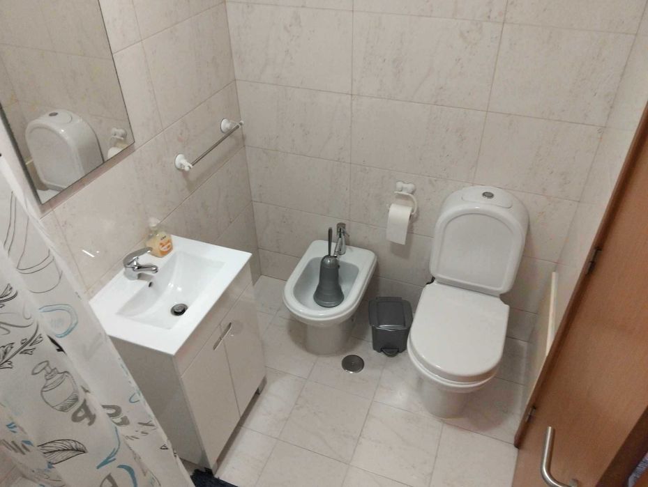 Moradia T3 centro da figueira junto aos CTT.