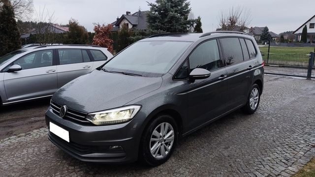 Volkswagen Touran 2020 2.0 TDI FullLed Tempomat Acc Alu16 bezwypadkowy Fv23%