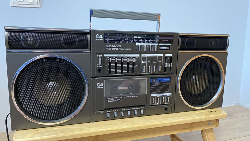 Магнитофон Sanyo C4 Hi-Fi Made in Japan