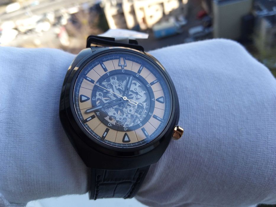 Лимитка Bulova спецсерия Grammy - скелетон, сапфир, механика 21 камень