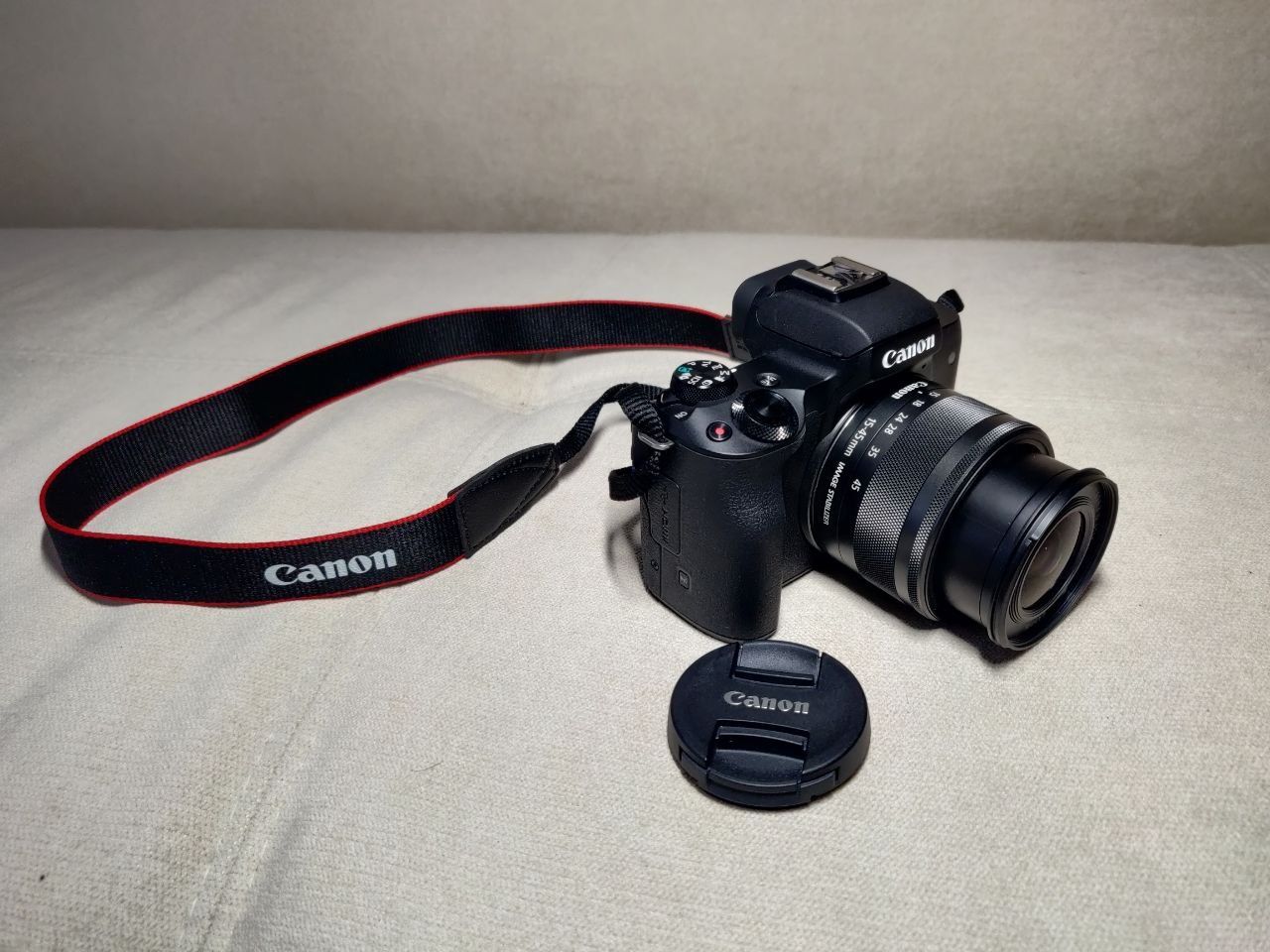 Canon EOS M50 Kit 15-45 IS STM Black