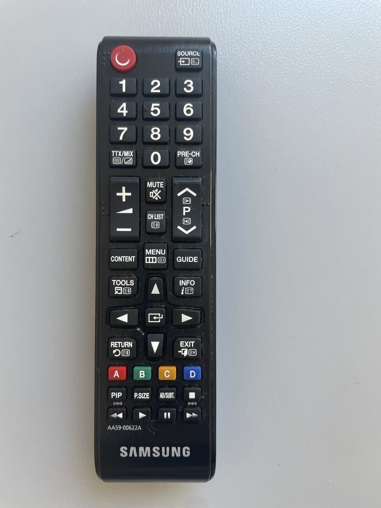 Monitor Samsung 24” na caixa