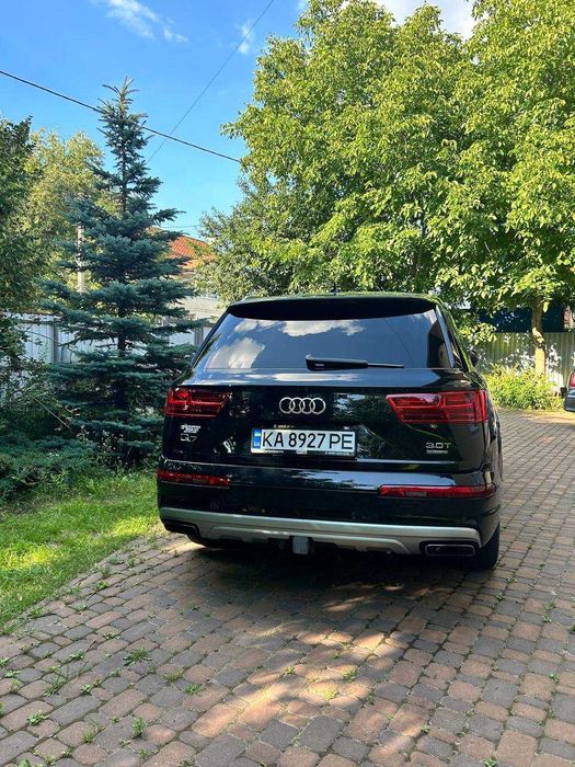 Audi q7 premium plus 2017 год 3.0 tfsi quattro камеры 360 7 мест