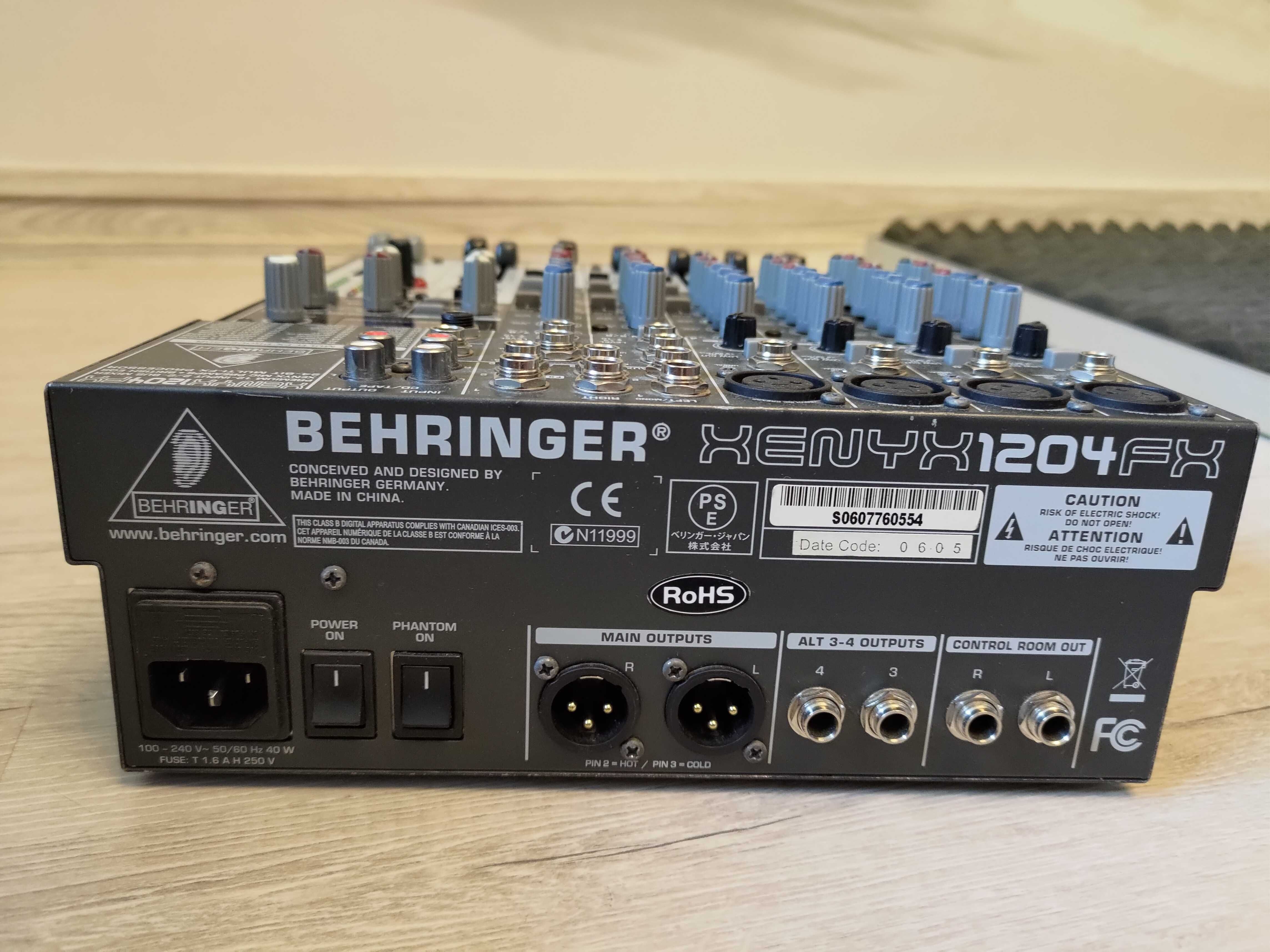 Mikser analogowy Behringer Xenyx 1204