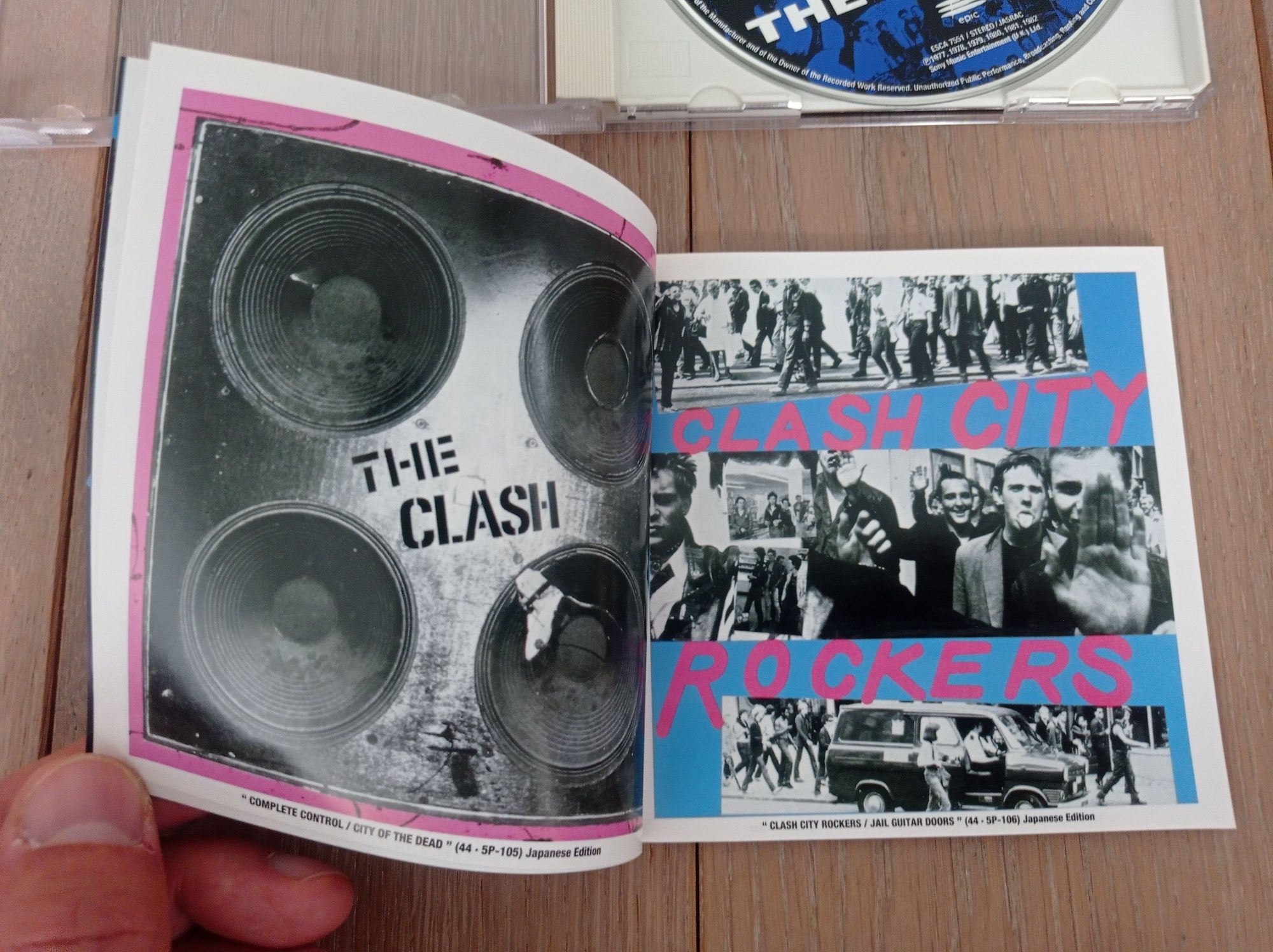 Płyta kompaktowa THE CLASH The Singles SHM CD Japończyk oryginał