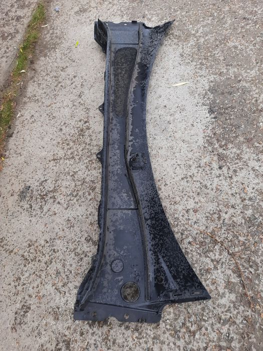 Volvo xc90 2016+ хс90 жабо пластик дворников накладка под лобовое