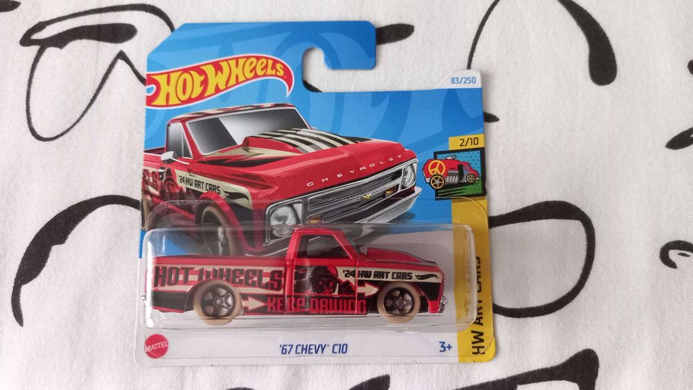 Carros da hotwheels novos e selados.
