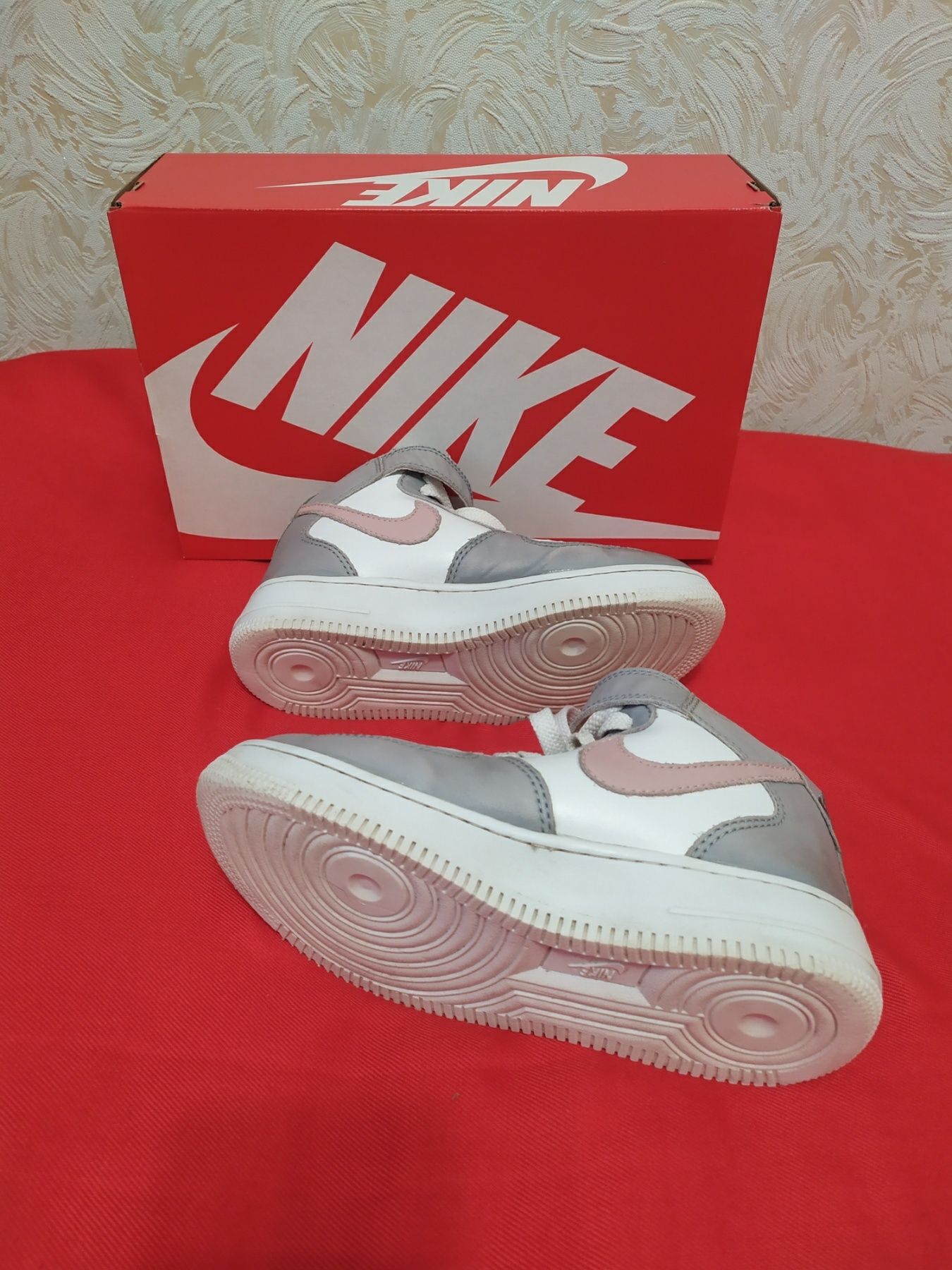 Кроссовки Nike Air force внутри с мехом