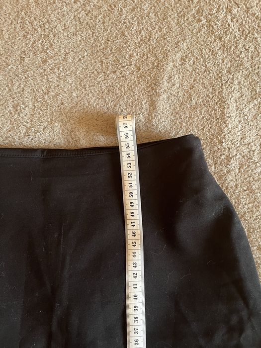 Чорна довга спідниця