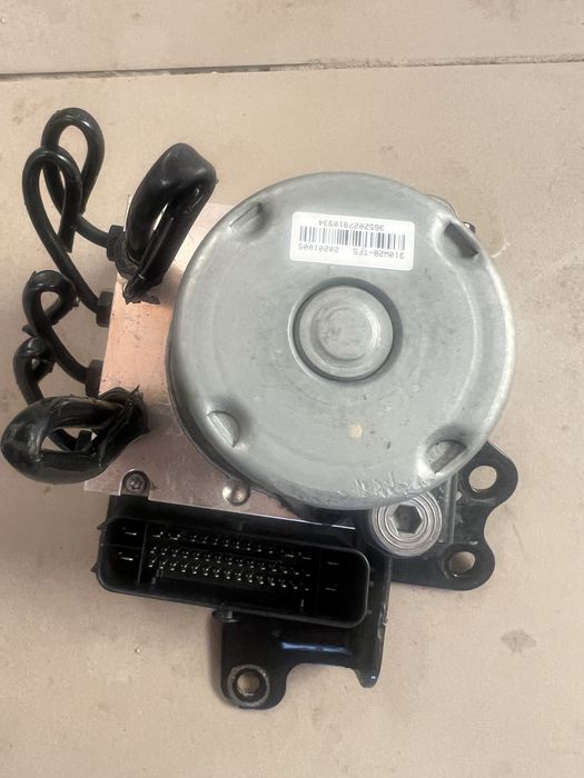 Блок ABS Hyundai Tucson