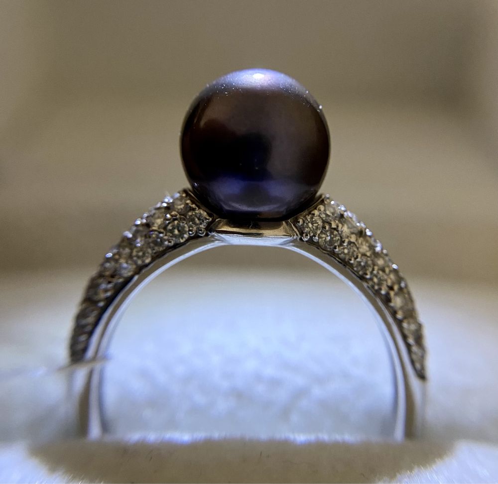 Новое золотое кольцо с бриллиантами 0,503кт и черным жемчугом, р. 17