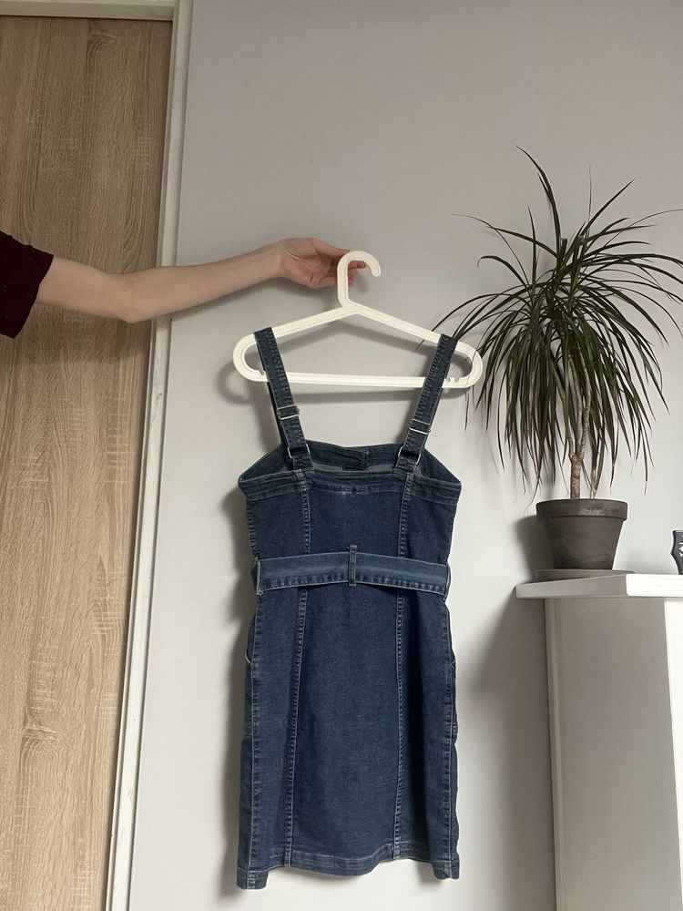 Krótka jeansowa sukienka zapinana na guziki H&M