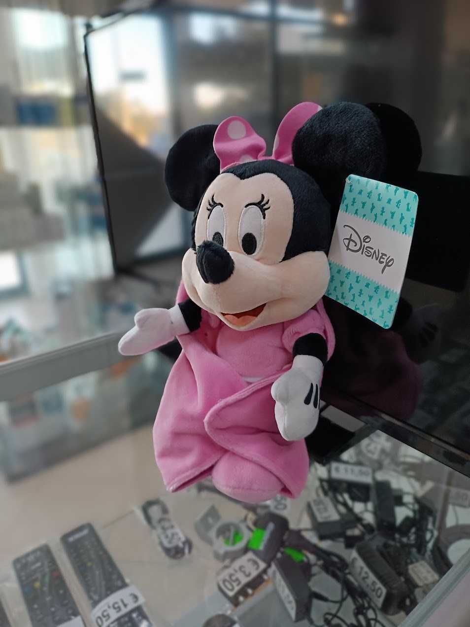 Novidade:Peluche Disney Minnie com manta 27cm