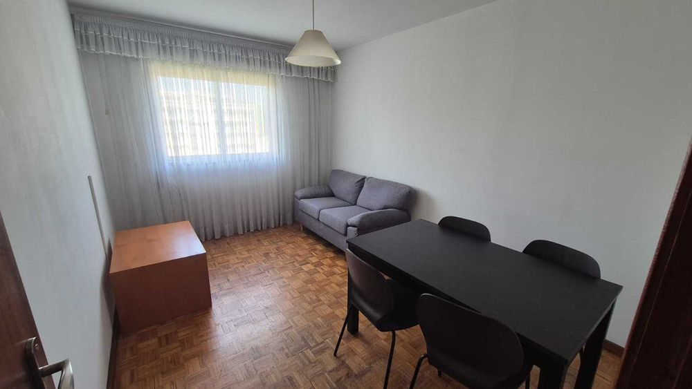 Apartamento para arrendar totalmente mobilado