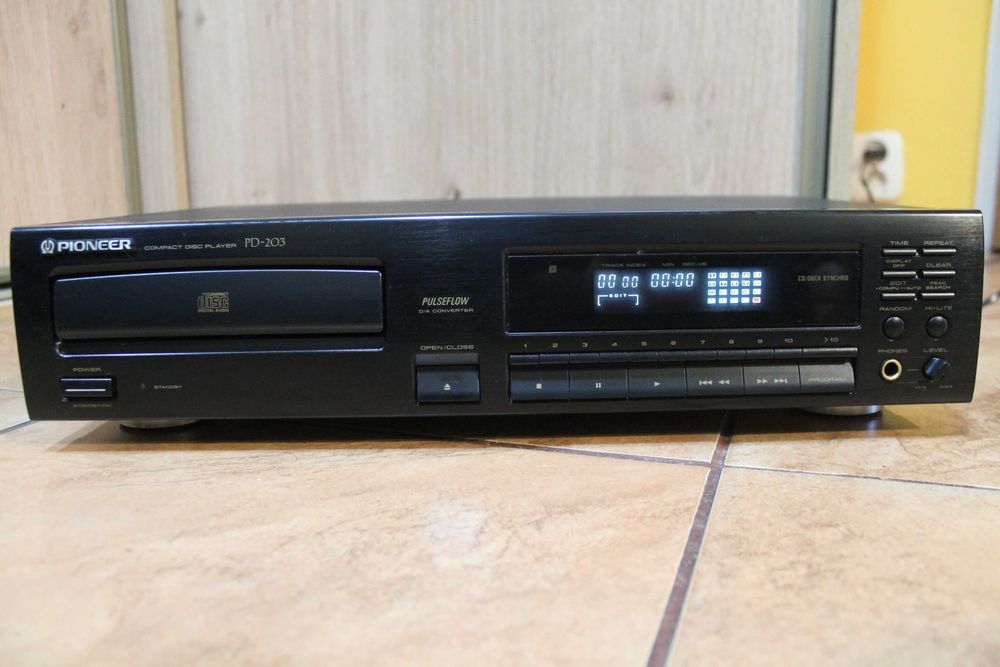 Odtwarzacz CD Pioneer PD-203 uszkodzony