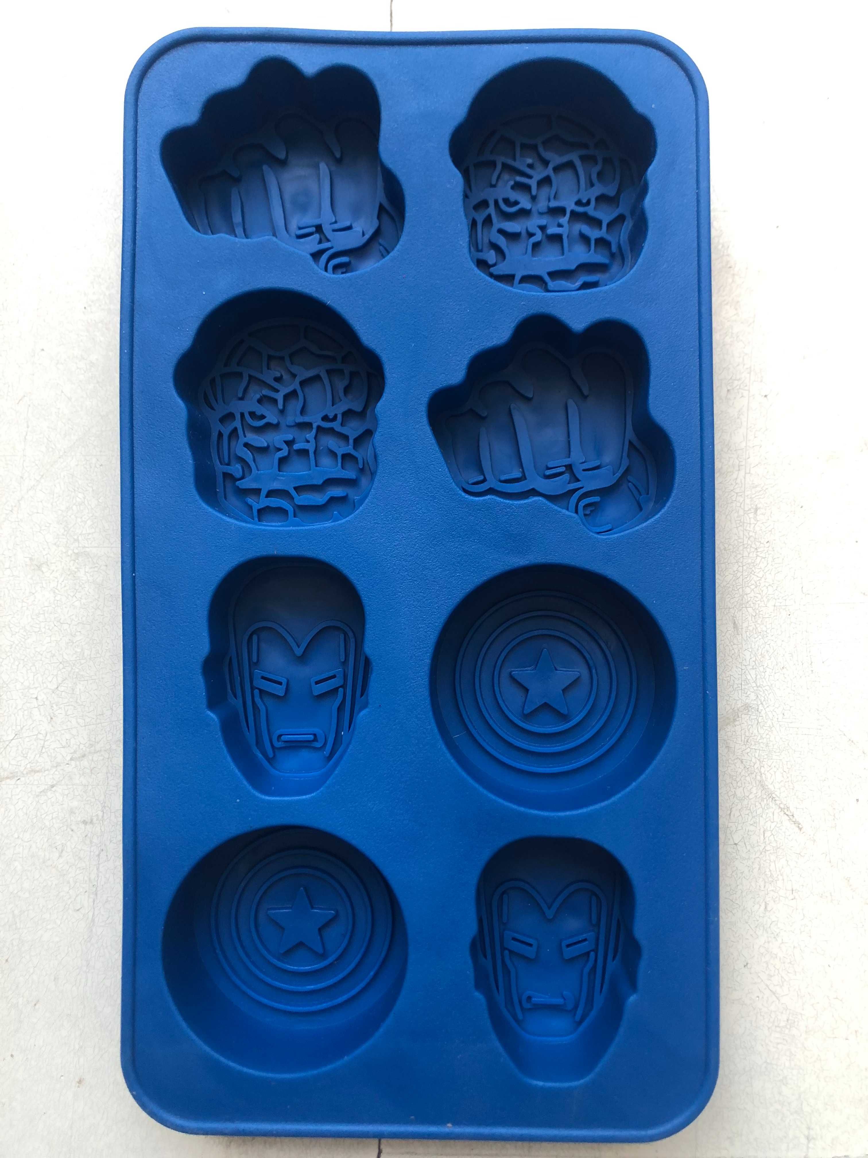 Marvel - Couvete Gelo/Molde Chocolate