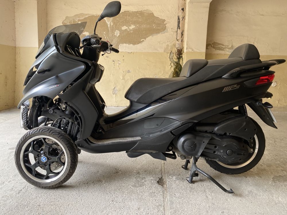 Piaggio mp3 500