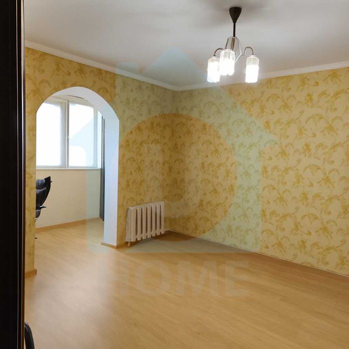 Продаж 3-к квартири з ремонтом у Святошинському р-н (вул. Симиренка).