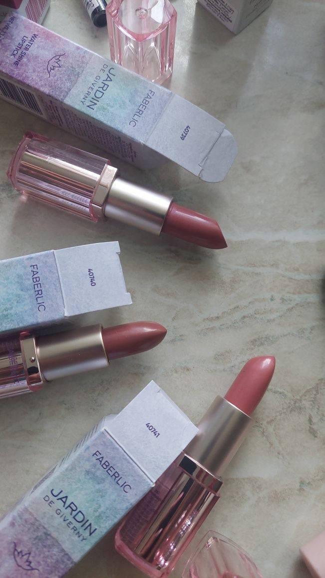 Помада Soft Nude Faberlic