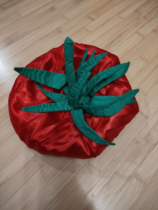 Шапка помідорчика