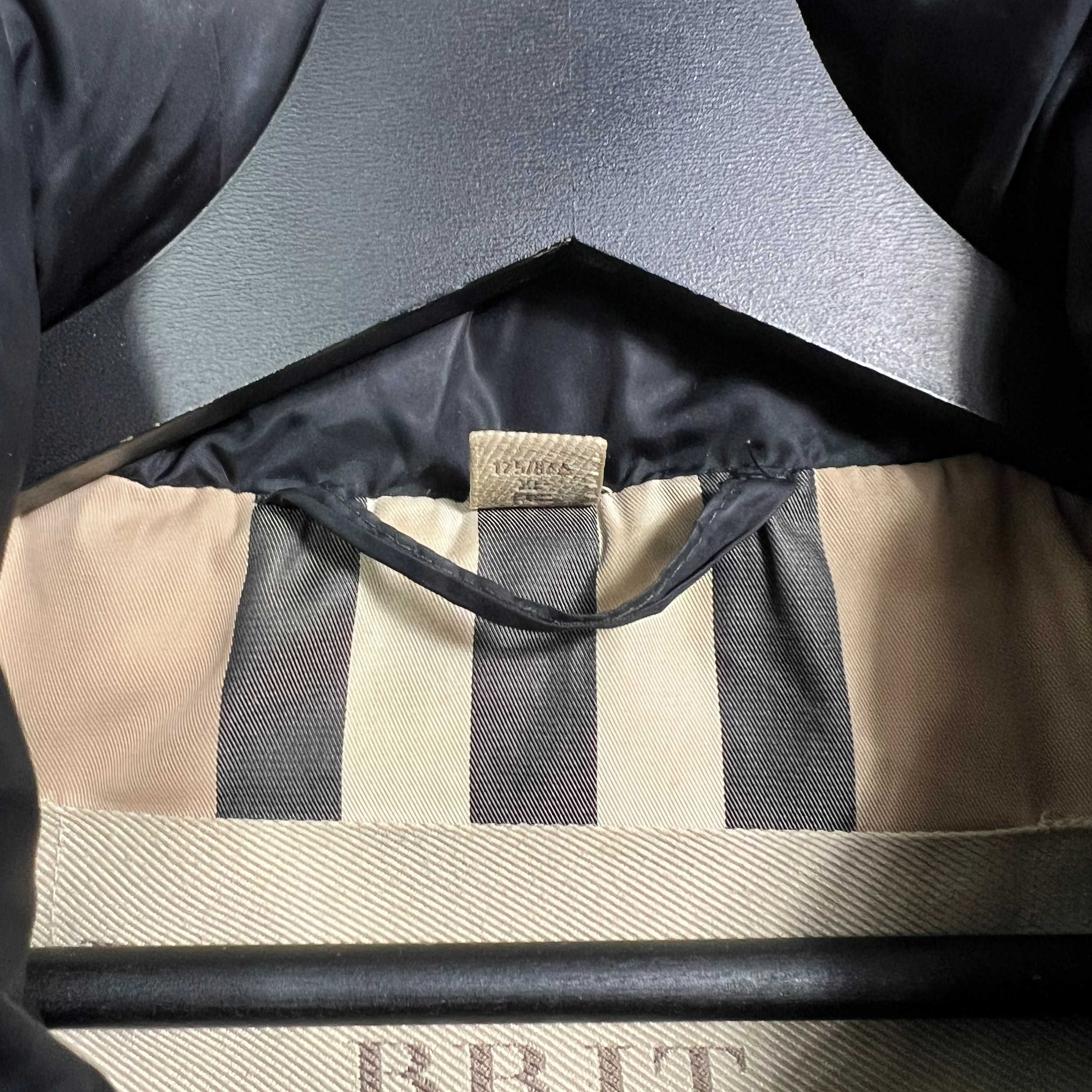 Długa kurtka z kapturem parka Burberry Brit