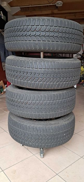 komplet 4 opon zimowych wraz z felgami sprzedam