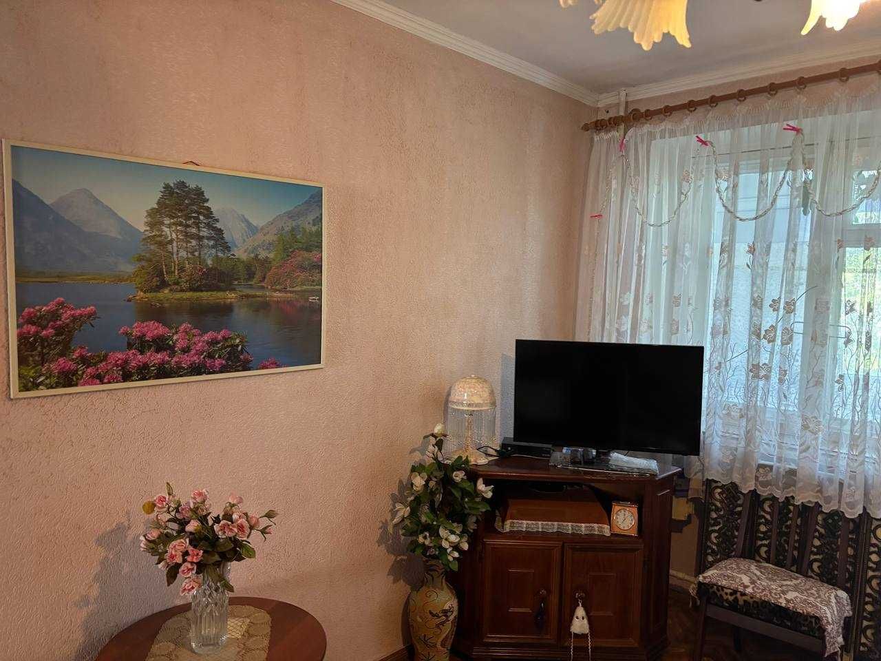 Продам 2 ком. квартиру на   Героев Пограничников 37800у.е