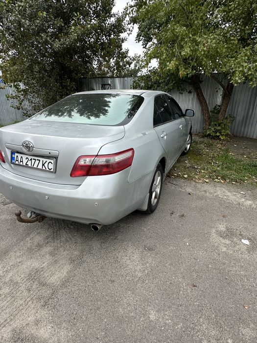 Toyota camry 40. 2,4 arabka