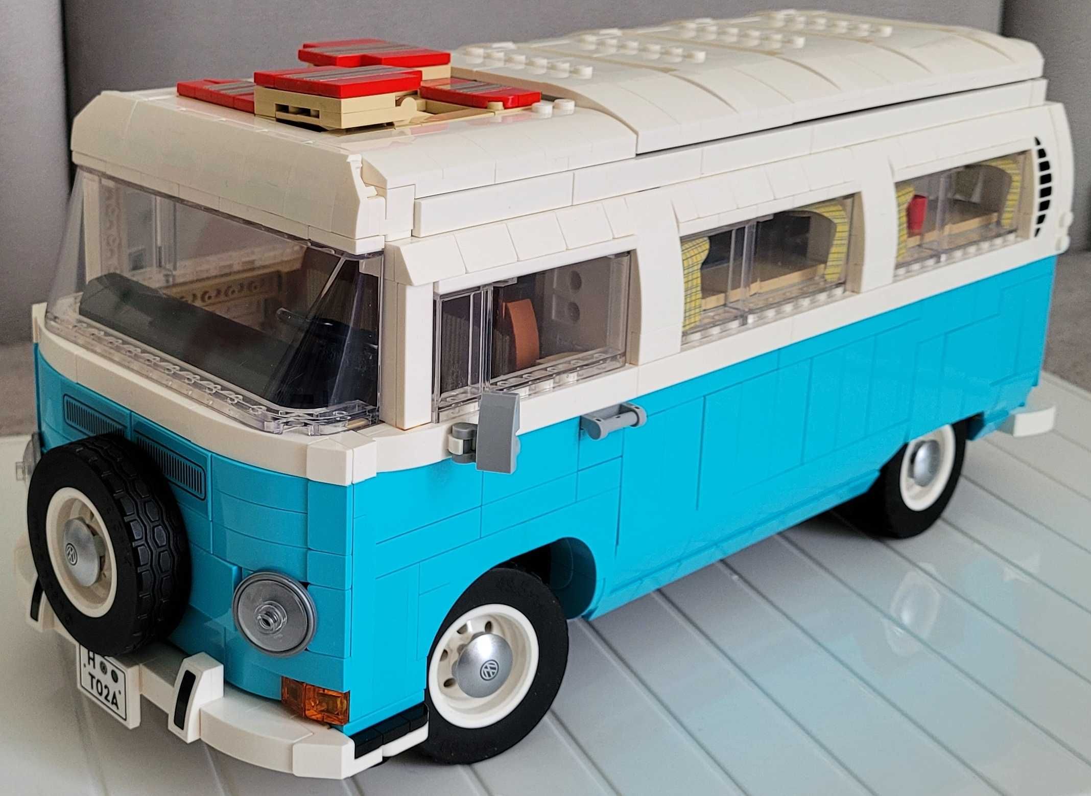 Lego Creator Expert 10279, Mikrobus kempingowy Volkswagen T2