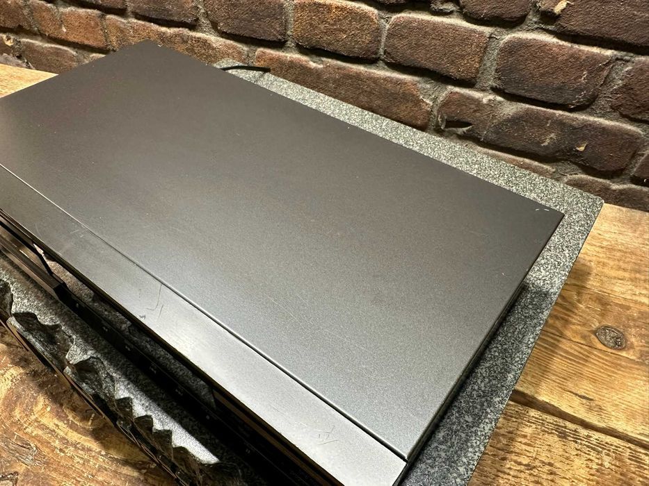 Odtwarzacz CD Technics SL-P200