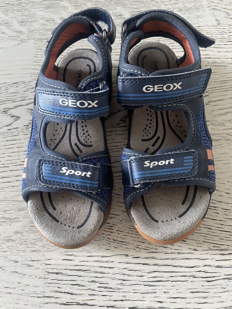 Босоніжки Geox