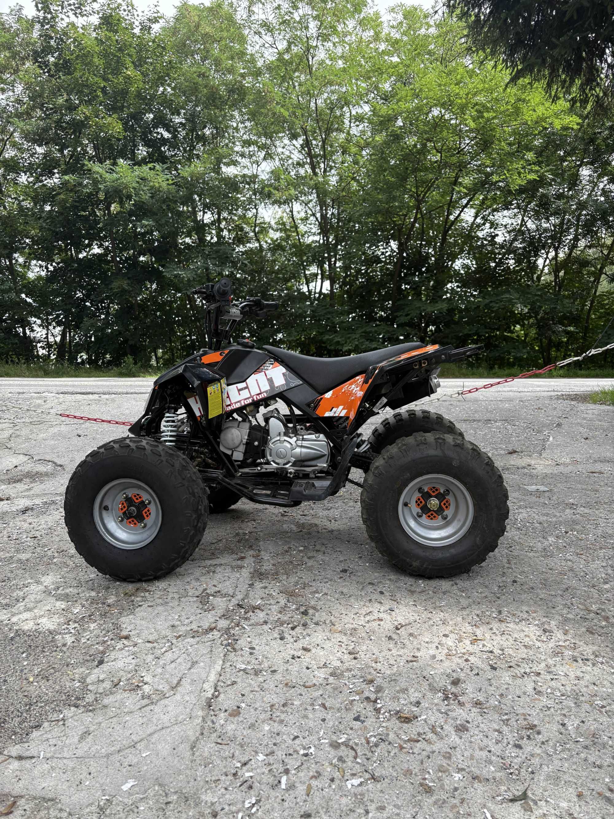 quad spalinowy HECHT 125cm3