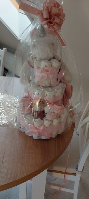 Tort z pampersow baby shower, chrzest,  a może roczek