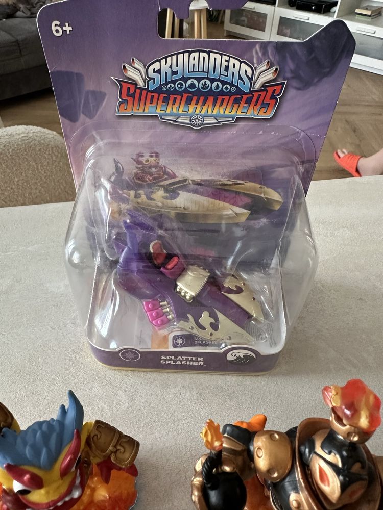 Portal oraz figurki do gry Skylander