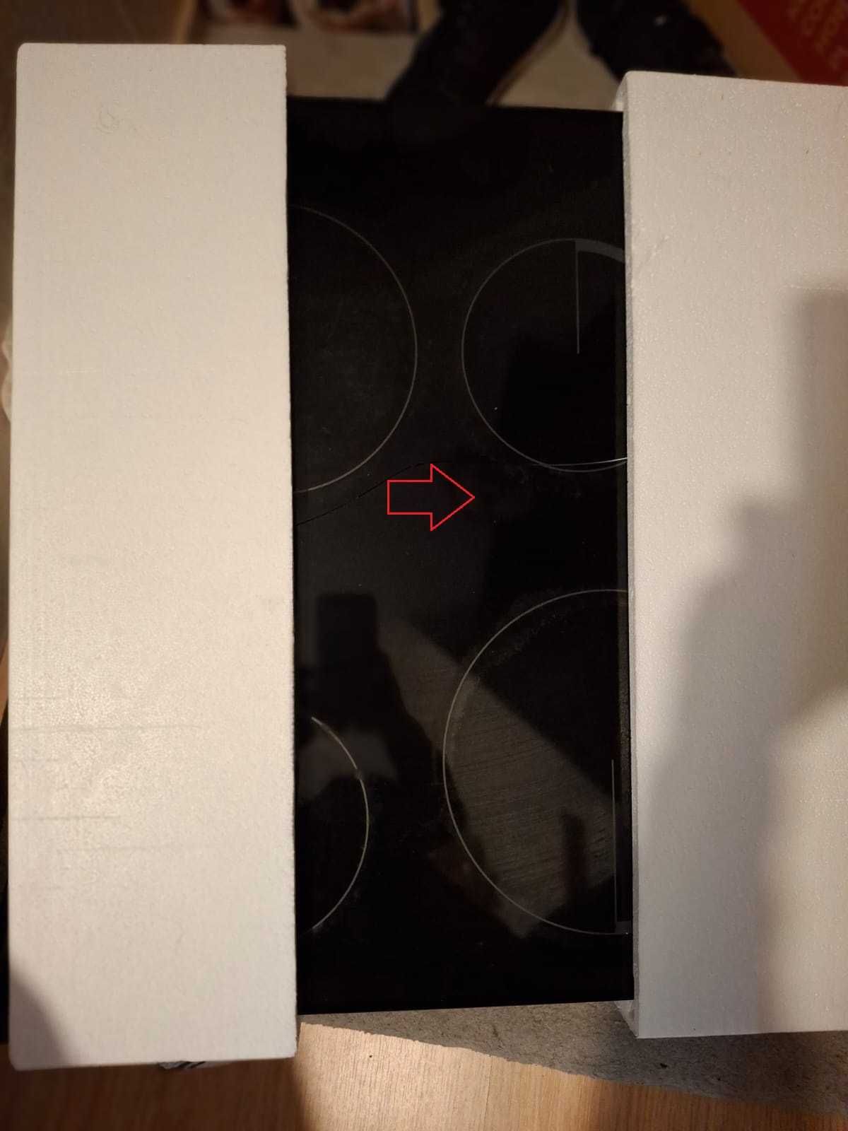 Placa Vitrocerâmica Zanussi ZEV624FBA para peças