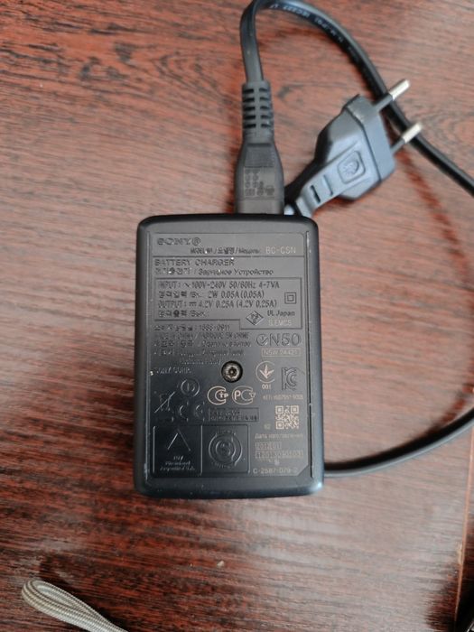 Цифровий фотоапарат Sony Cyber-Shot DSC-W620