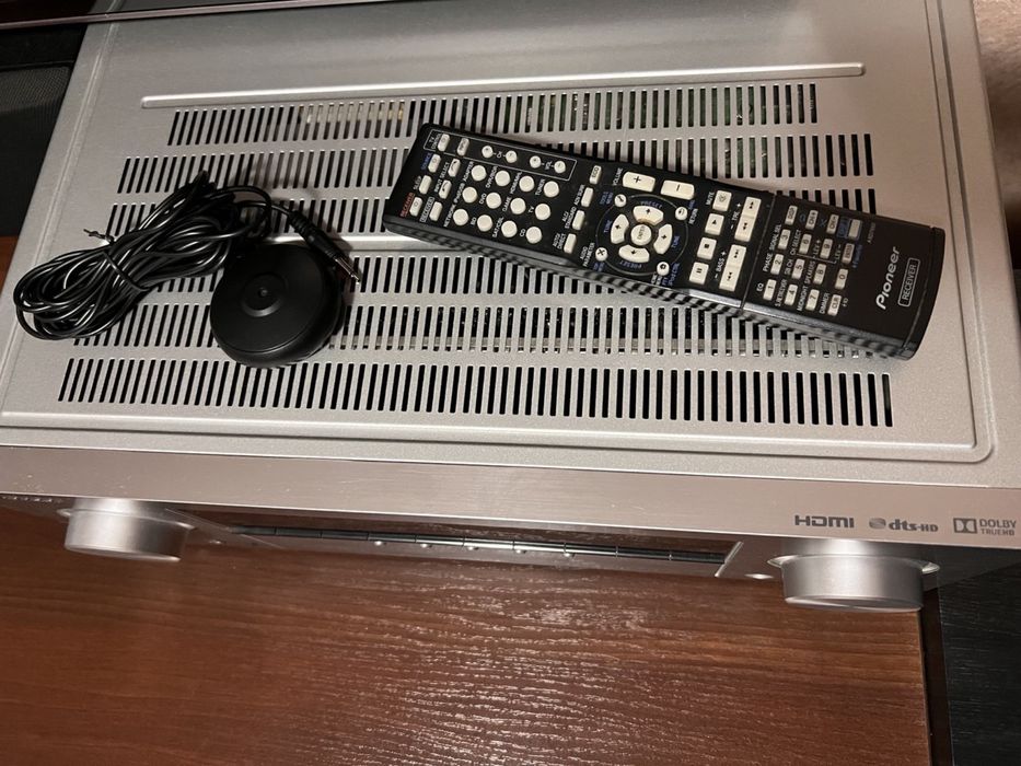 4K Ultra HD 5.1 AV-ресивер Pioneer VSX-528