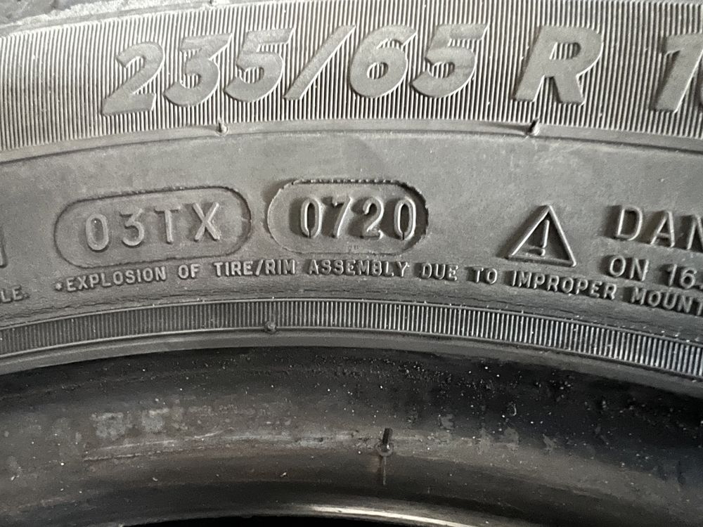 Шини резина 235 65 r16c Michelin 2020р в гарному стані