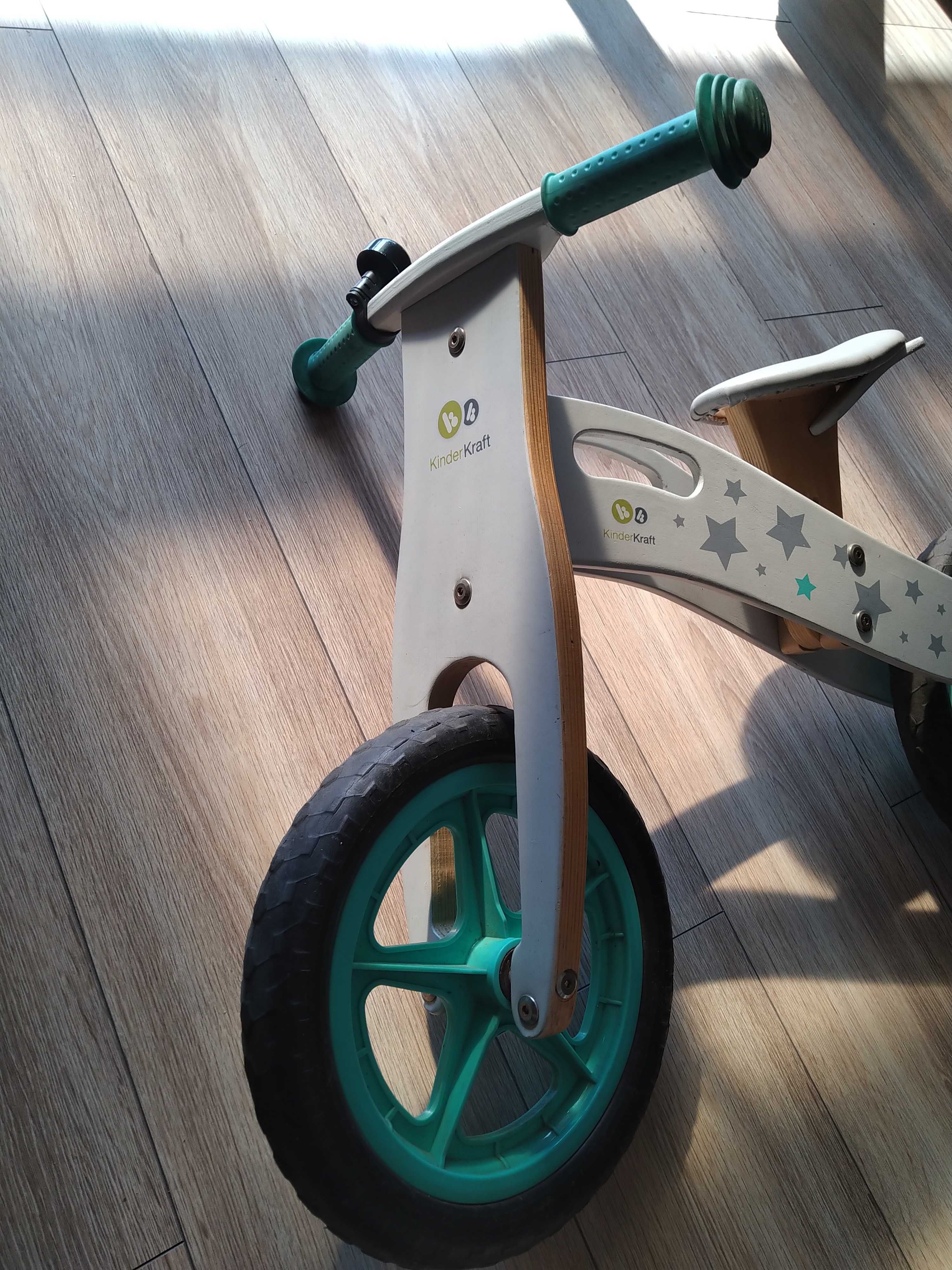 Drewniany rowerek biegowy Kinderkraft