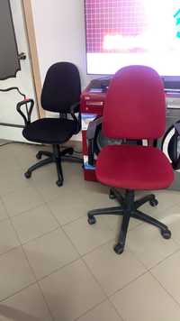 Продам комп’ютерні крісла