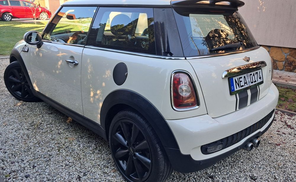 Mini Cooper pakiet "S" benzyna Alu 17 Niemcy